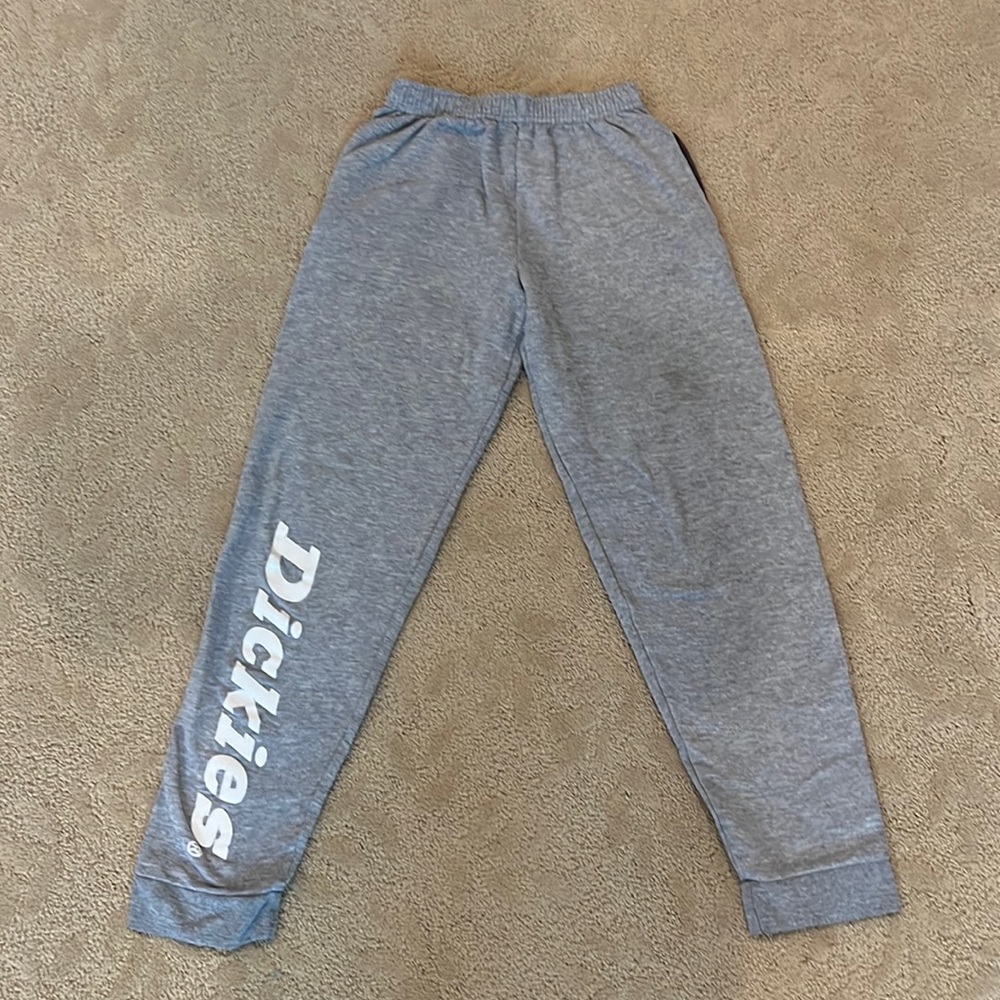 Dickies boys grey jogger sweatpants relaxed fit soft and comfy loungewear